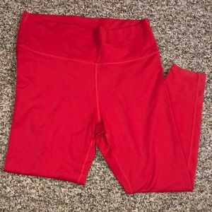 Red capri Fabletics leggings